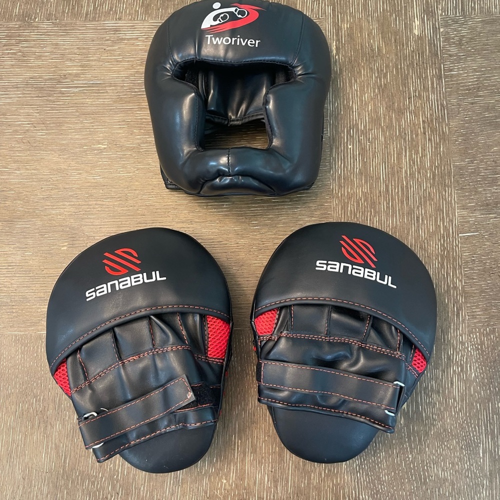 Boxing Pads and Face Mask